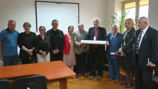 Członkowie Komisji wraz z obsługą techniczną konkursu